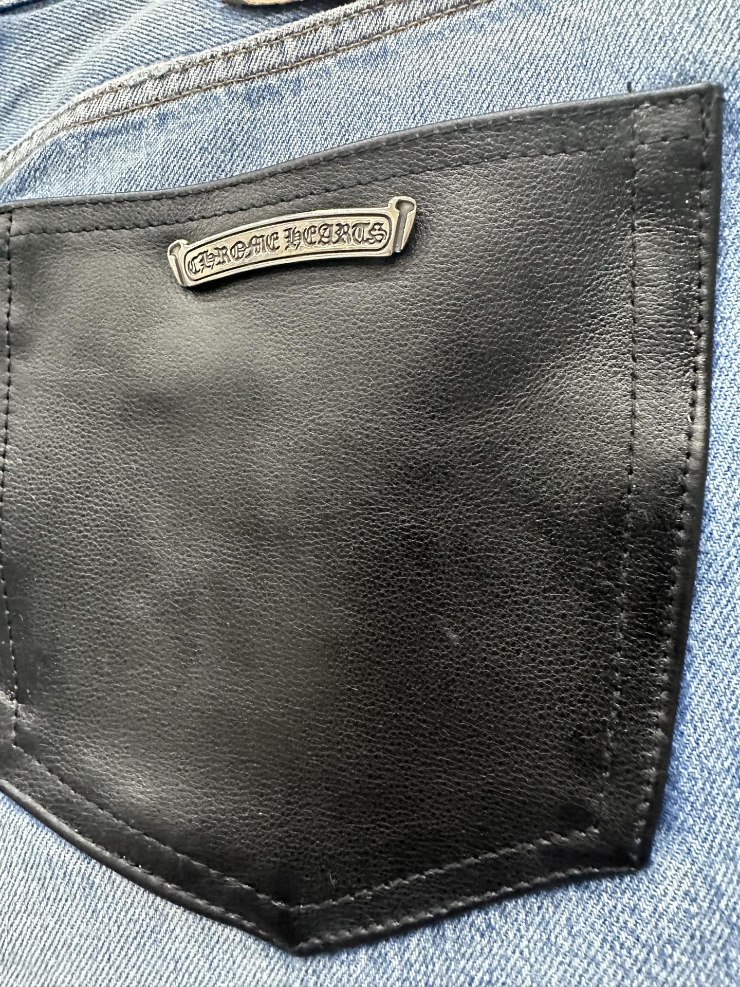 CHROME HEARTS LEOPARD PINK PATCH DENIM SIZE 32