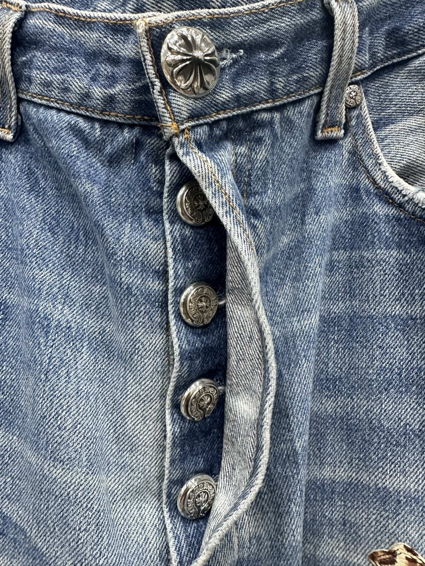 CHROME HEARTS LEOPARD PINK PATCH DENIM SIZE 32