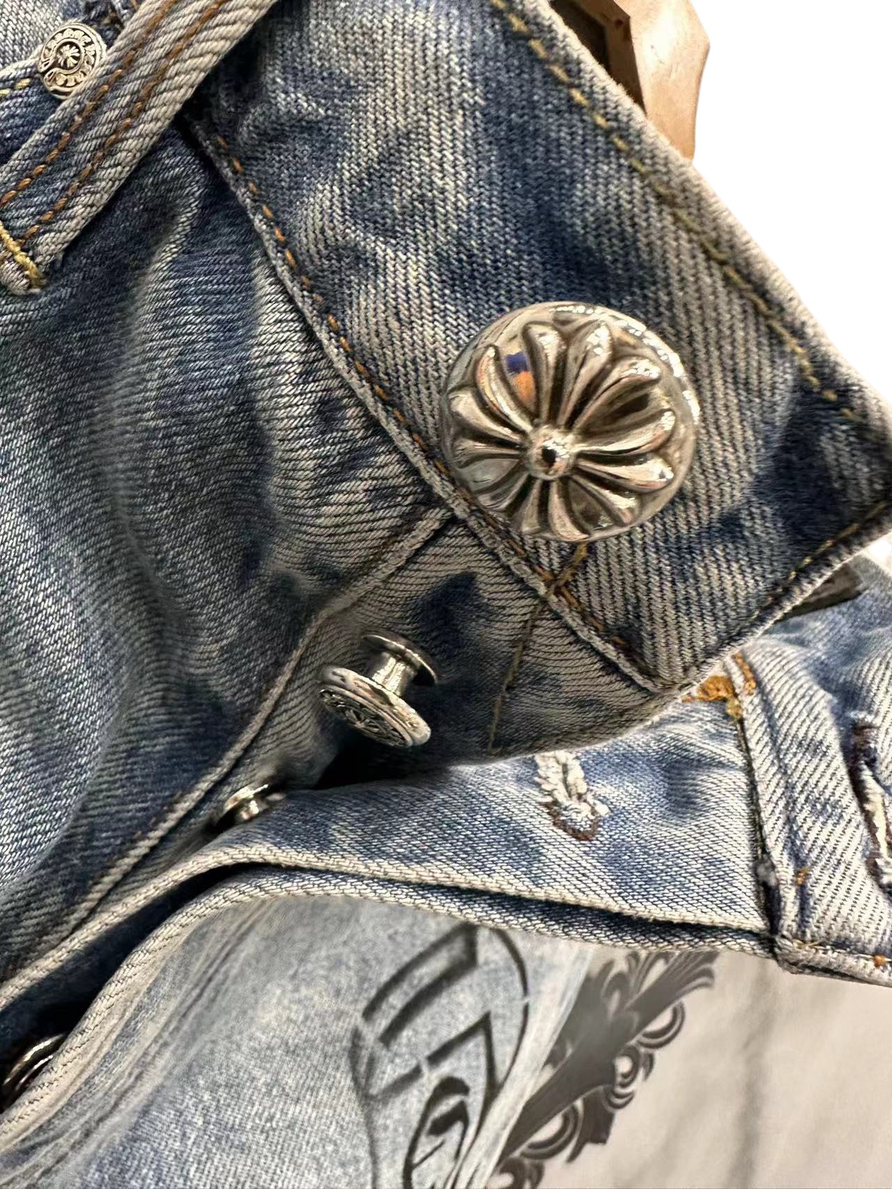 CHROME HEARTS BLOOD RED ANNIVERSARY LEVI DENIM